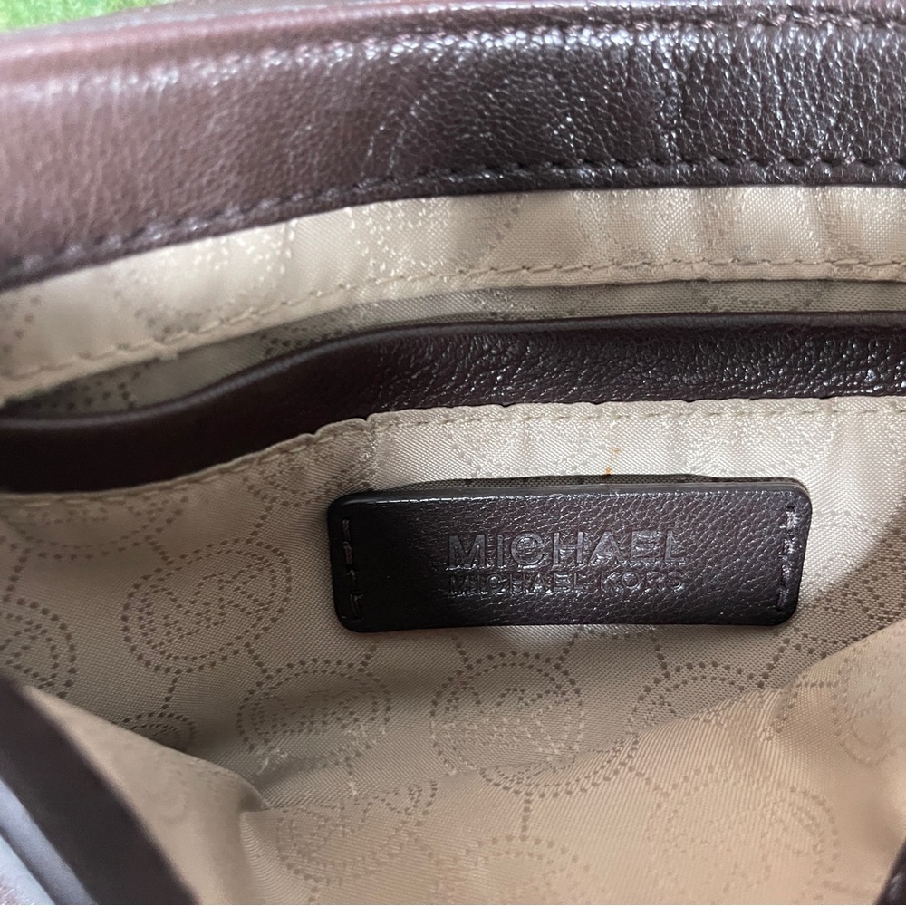 VTG MICHAEL KORS BABY HAMILTON Crossbody Brown Leather Chain Strap Padlock Flap - Picture 7 of 12